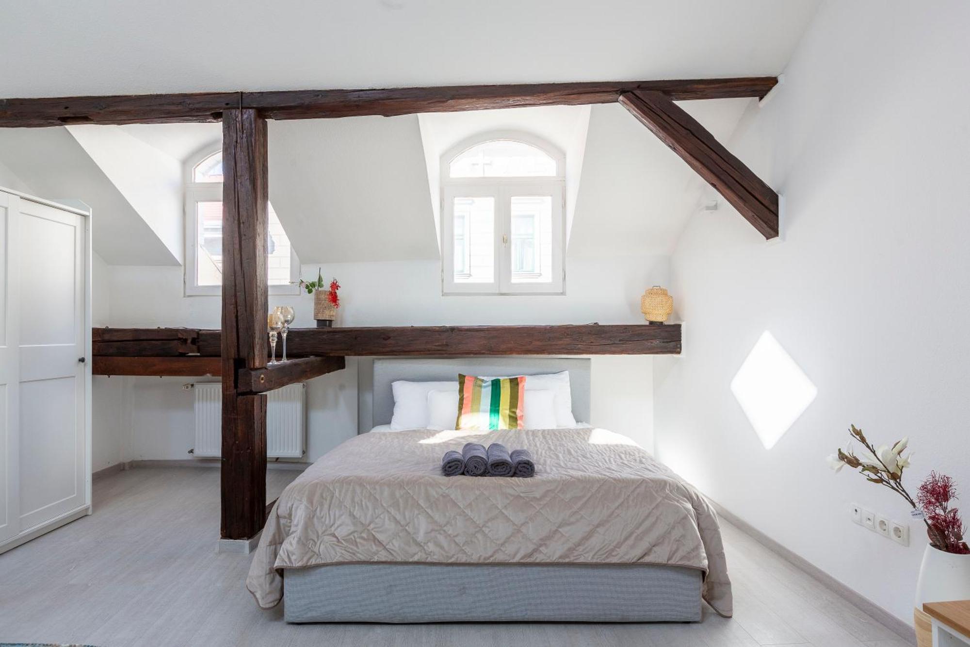Rustic Central Studios By Lh Budapest Kültér fotó